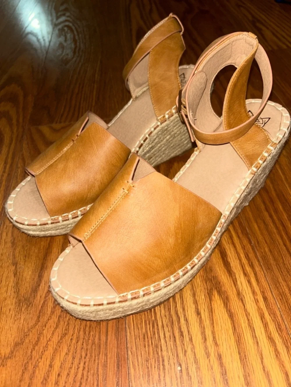 EUC Beast Fashion The Felix Platform Tan Espadrille Wedge with Ankle Strap Sz 10